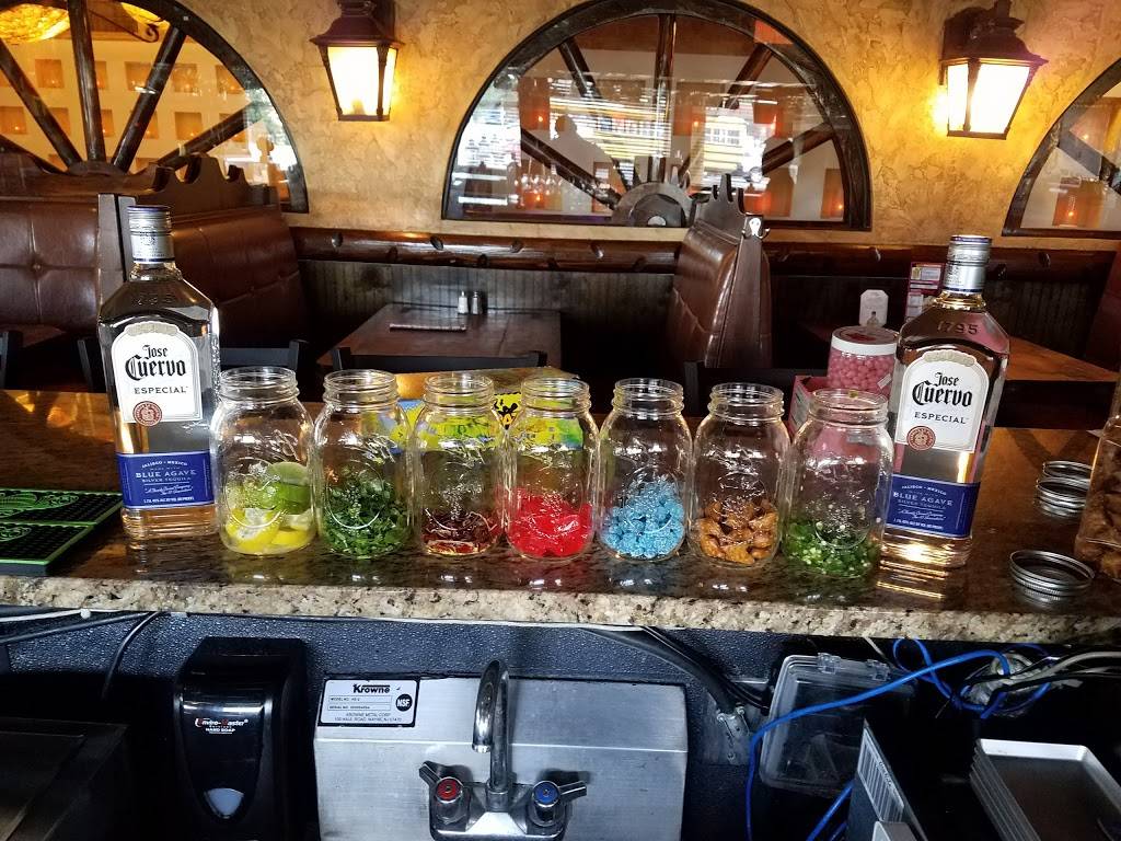 Plaza Azteca | restaurant | 3260 Berlin Turnpike, Newington, CT 06111, USA | 8604369708 OR +1 860-436-9708