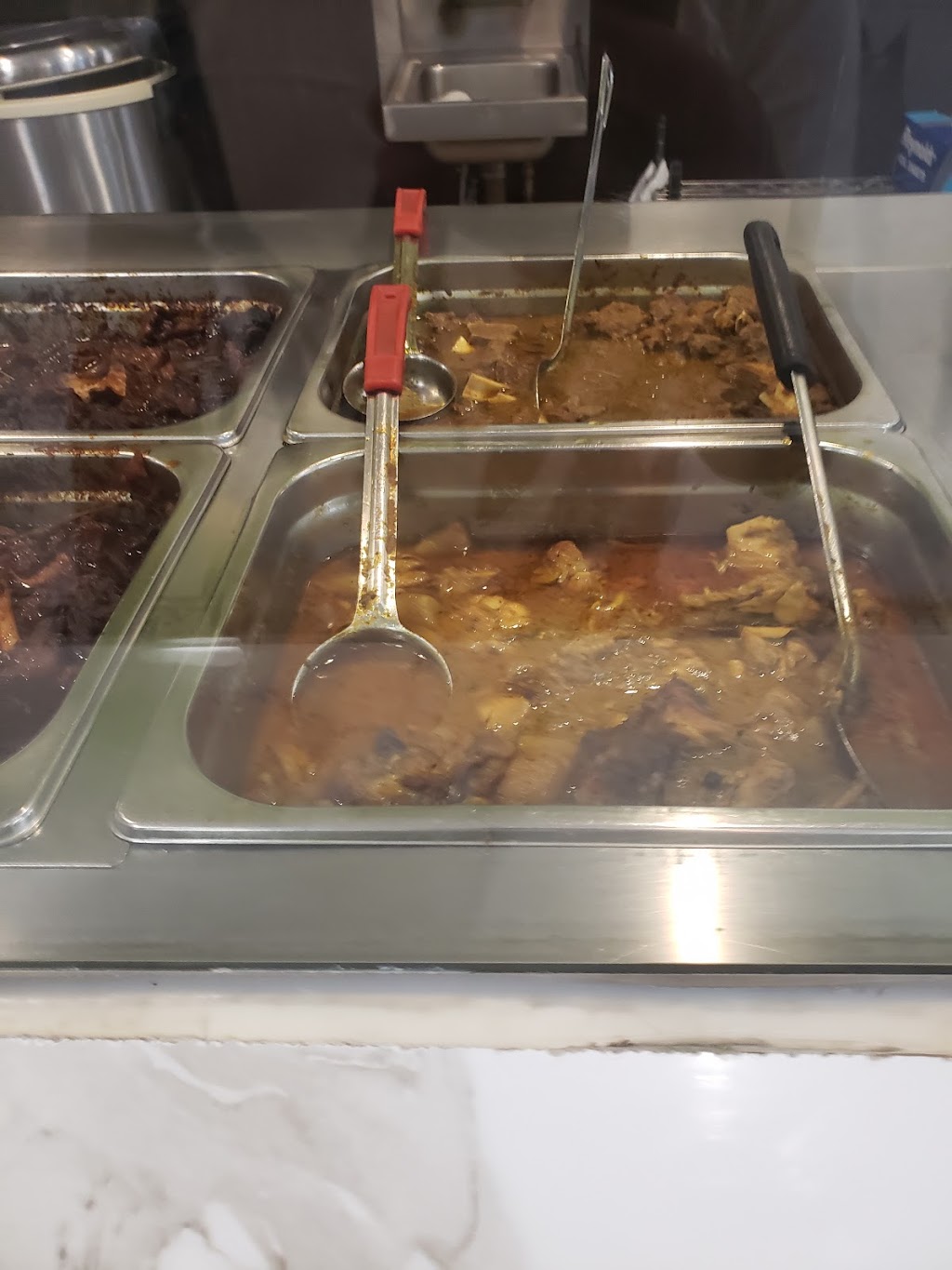 Mandeville Cafe | restaurant | 171 Utica Ave, Brooklyn, NY 11213, USA | 7188726663 OR +1 718-872-6663