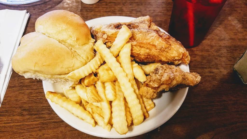 The Chicken House | restaurant | 7180 IN-111, Sellersburg, IN 47172, USA | 8122469485 OR +1 812-246-9485