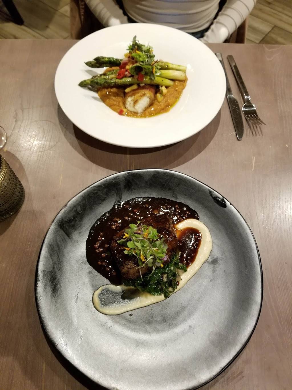 Castile Restaurant | night club | 3701 Gulf Blvd, St Pete Beach, FL 33706, USA | 7274568660 OR +1 727-456-8660