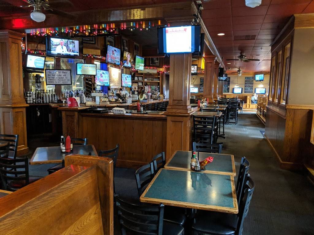 Third Base Brewery | restaurant | 500 Blairs Ferry Rd NE #2, Cedar Rapids, IA 52402, USA | 3193789090 OR +1 319-378-9090