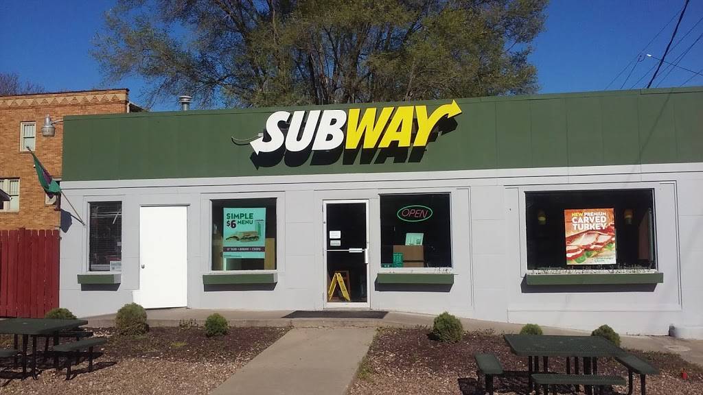 Subway Restaurants | restaurant | 305 Market St, Hermann, MO 65041, USA | 5734868821 OR +1 573-486-8821
