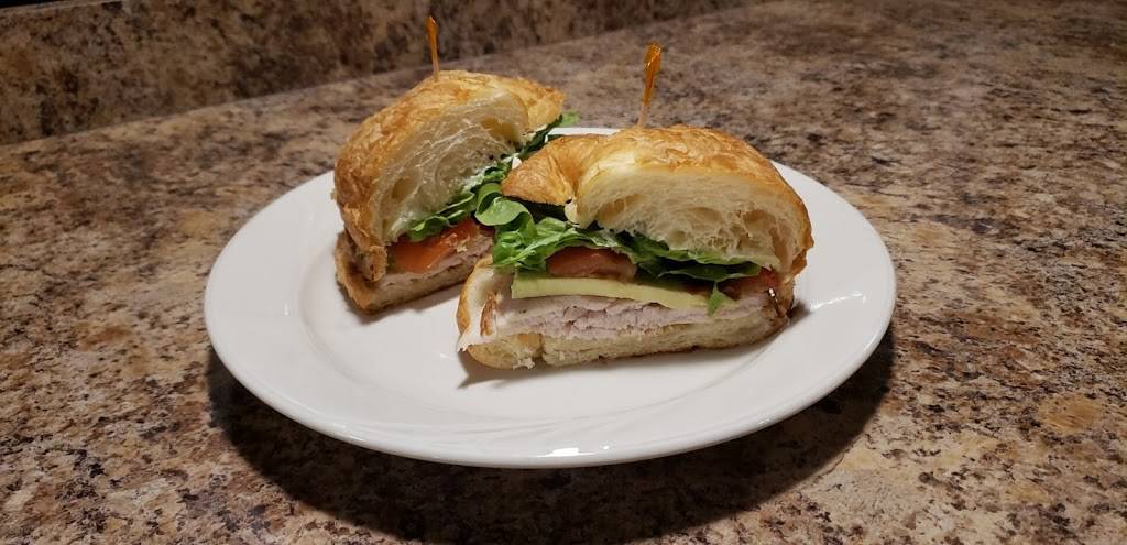 The Corner Cafe | restaurant | 2217 7th Ave, Vero Beach, FL 32960, USA | 7722138554 OR +1 772-213-8554