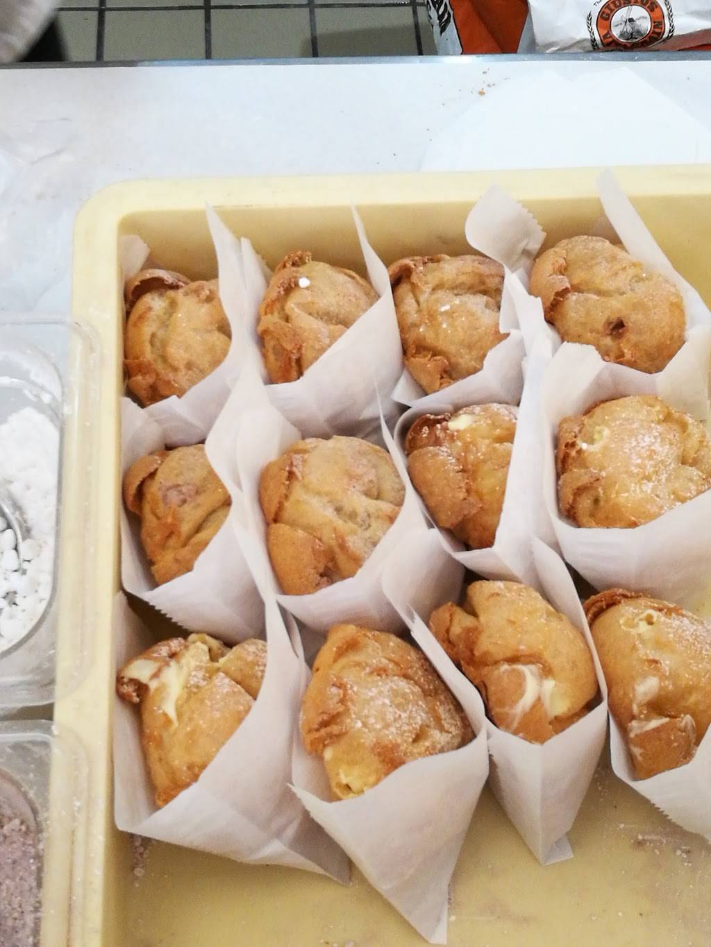 Beard Papas | bakery | 365 2nd Ave, San Mateo, CA 94401, USA | 6503427272 OR +1 650-342-7272