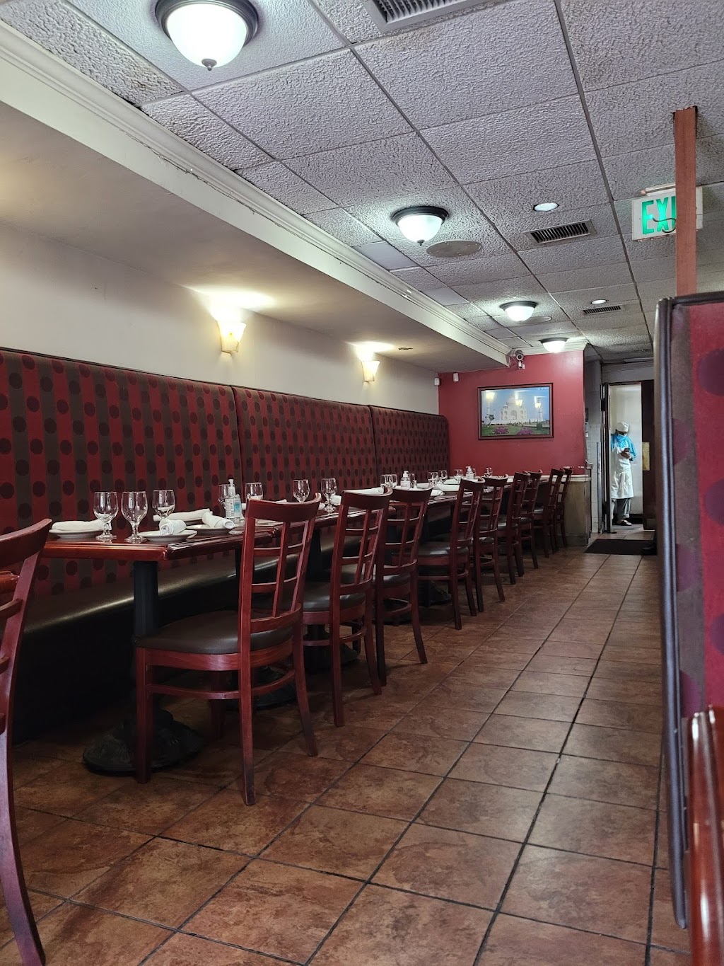 Flavors of India | restaurant | 2524 L St NW, Washington, DC 20037, USA | 2023331155 OR +1 202-333-1155