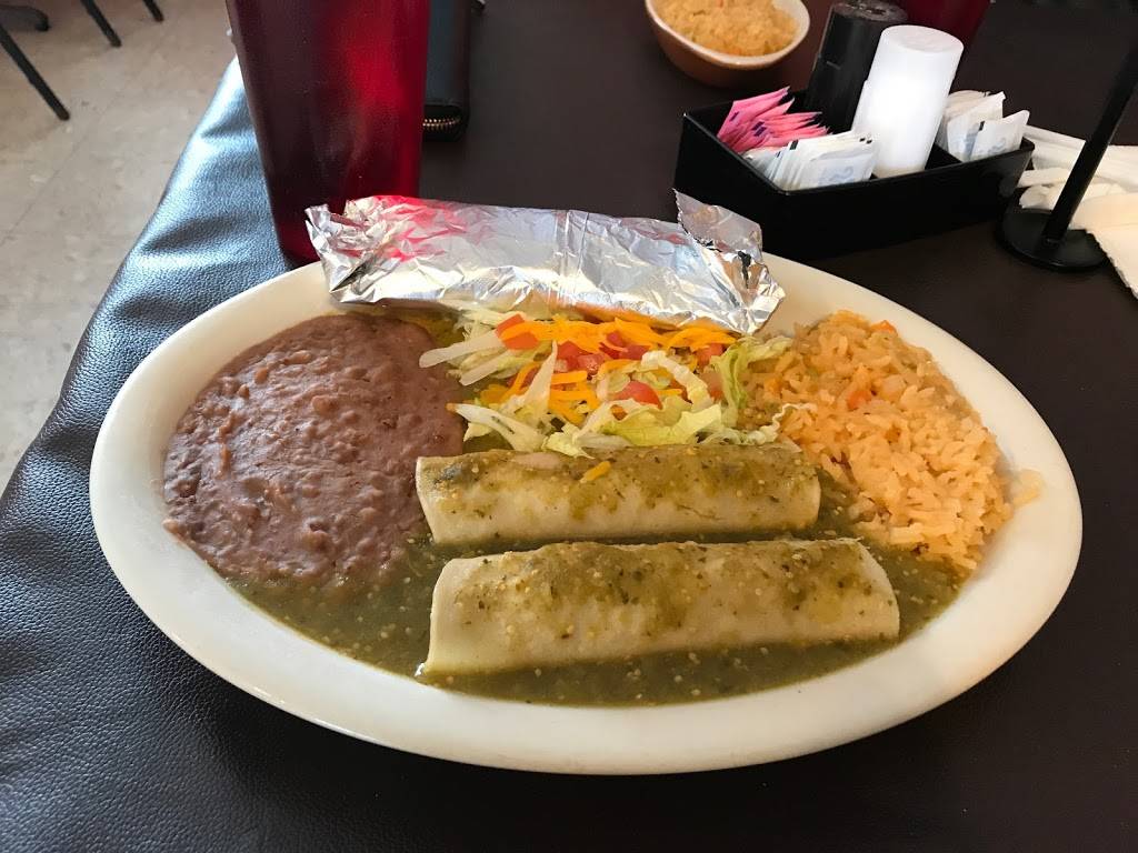 Paulinas Mexican Restaurant | restaurant | 1438 W Hutchins Pl, San Antonio, TX 78221, USA | 2109282499 OR +1 210-928-2499