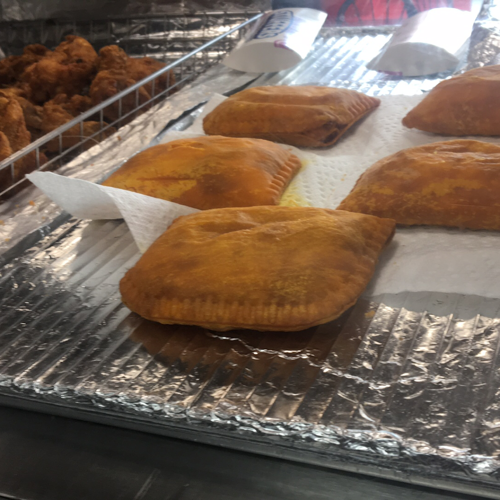 Kennedy Fried Chicken | restaurant | 1 Union St, Lynn, MA 01902, USA | 7815844462 OR +1 781-584-4462