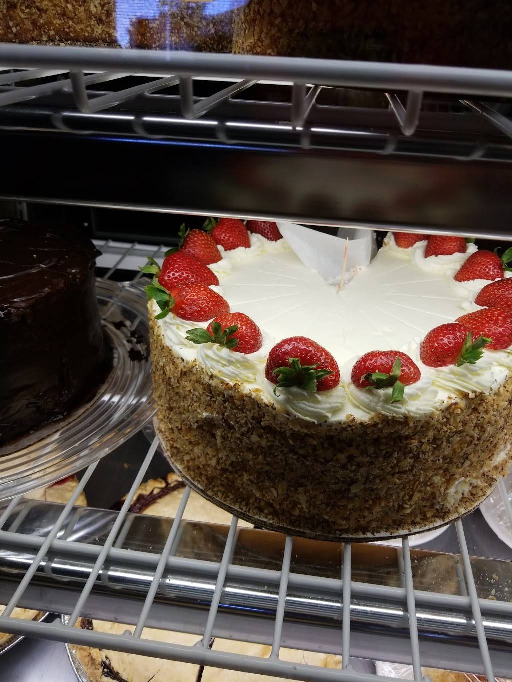 Farmer Boy Restaurant | restaurant | 610 E Cuyahoga Falls Ave, Akron, OH 44310, USA | 3309284727 OR +1 330-928-4727