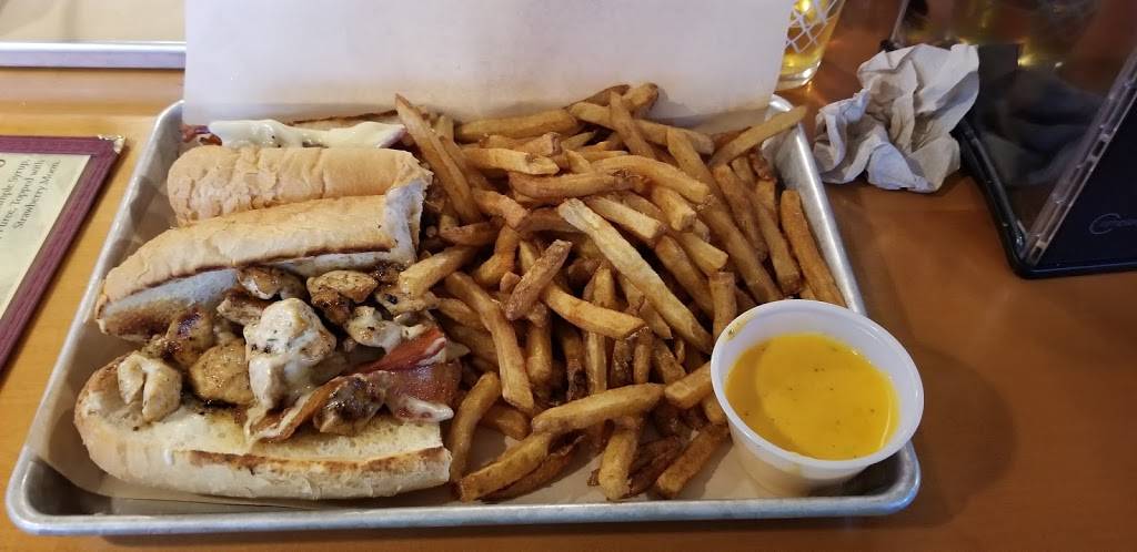 Burger Bar | restaurant | 831-825 VT-15, Colchester, VT 05446, USA | 8024895967 OR +1 802-489-5967