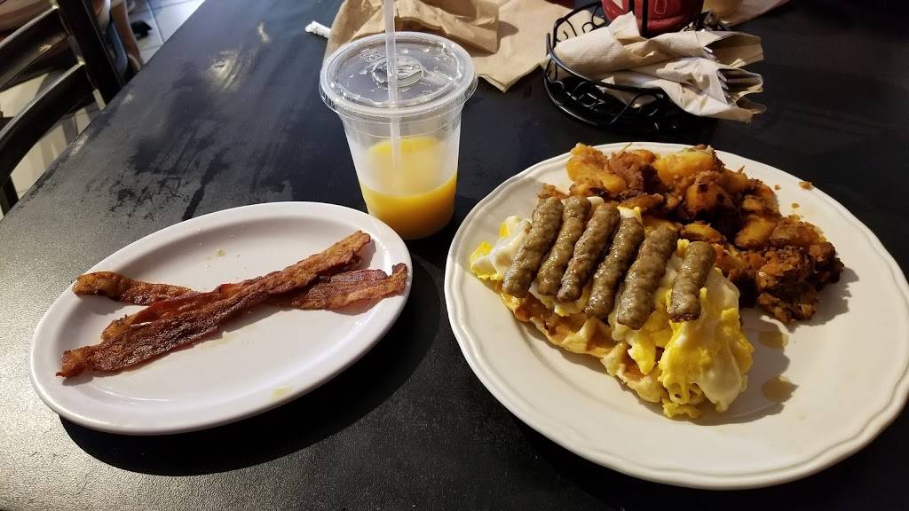 THE SLOPPY WAFFLE LLC | restaurant | 695 Park Ave, Bloomfield, CT 06002, USA | 8602166090 OR +1 860-216-6090