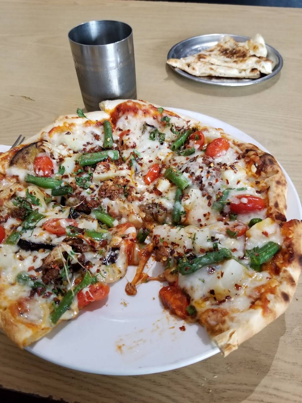 Naan Pizza | restaurant | 1133 3rd St, Muskegon, MI 49441, USA | 2315719777 OR +1 231-571-9777