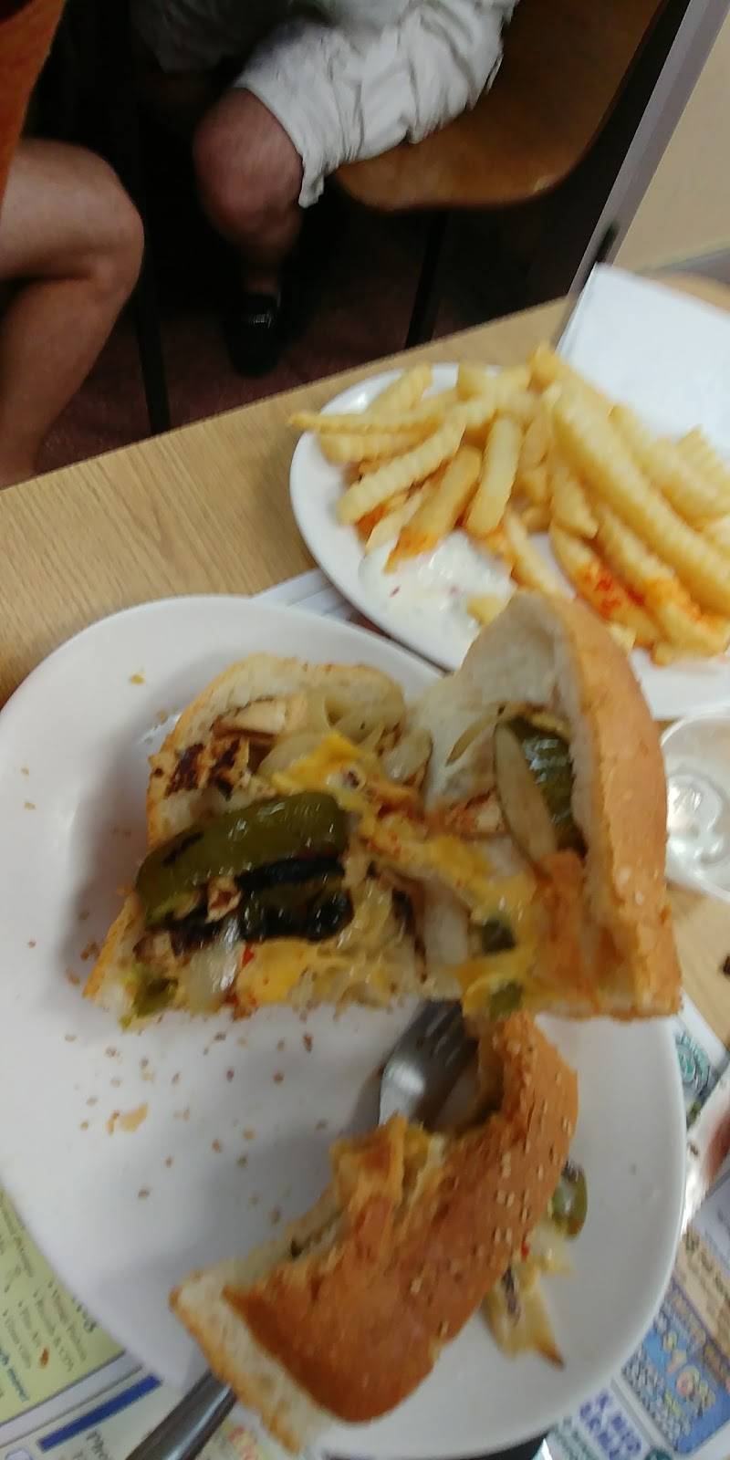 Franks Deli & Restaurant | restaurant | 1406 Main St, Asbury Park, NJ 07712, USA | 7327756682 OR +1 732-775-6682