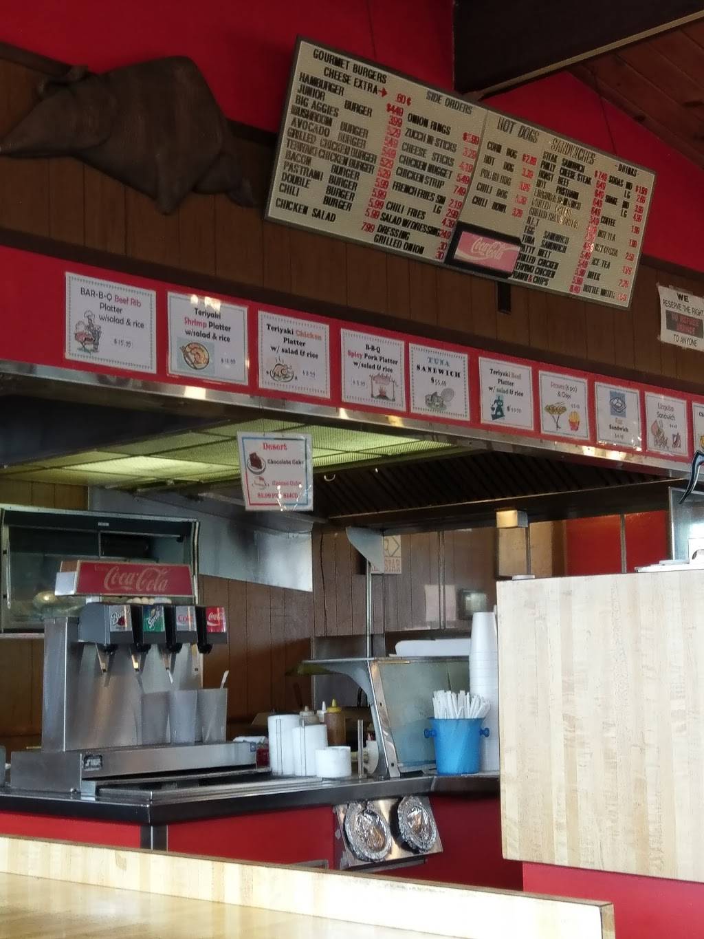 Aggies Hamburgers & Hot Dogs | restaurant | 19600 Hesperian Blvd, Hayward, CA 94541, USA | 5108879996 OR +1 510-887-9996