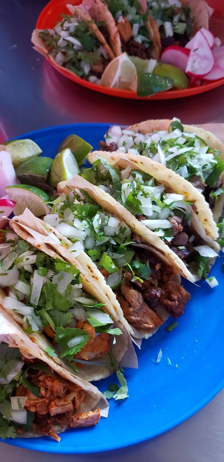 Uno Mas | restaurant | 2329 NE Glisan St, Portland, OR 97232, USA | 5032082764 OR +1 503-208-2764