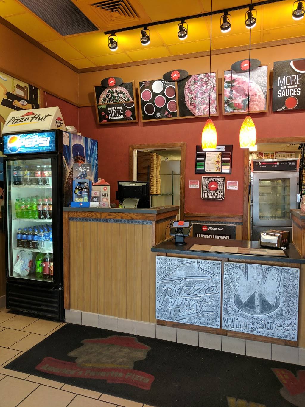 Pizza Hut | meal takeaway | 8197 S Tamiami Trail, Sarasota, FL 34231, USA | 9419211144 OR +1 941-921-1144