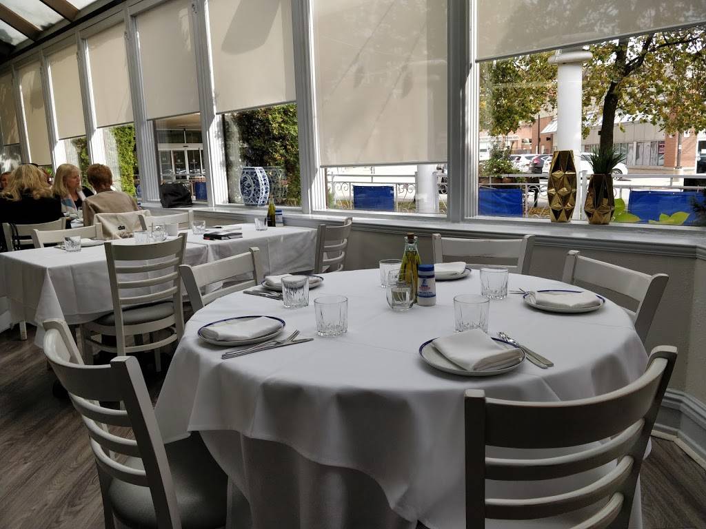 Santorini | restaurant | 288 John St, Thornhill, ON L3T 6M8, Canada | 9057314400 OR +1 905-731-4400