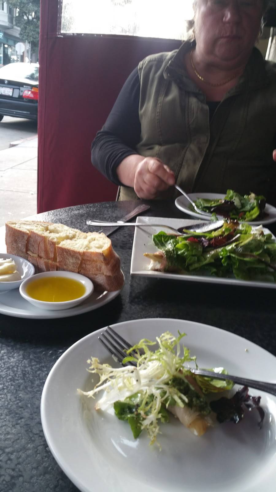 Vega | restaurant | 419 Cortland Ave, San Francisco, CA 94110, USA | 4152856000 OR +1 415-285-6000