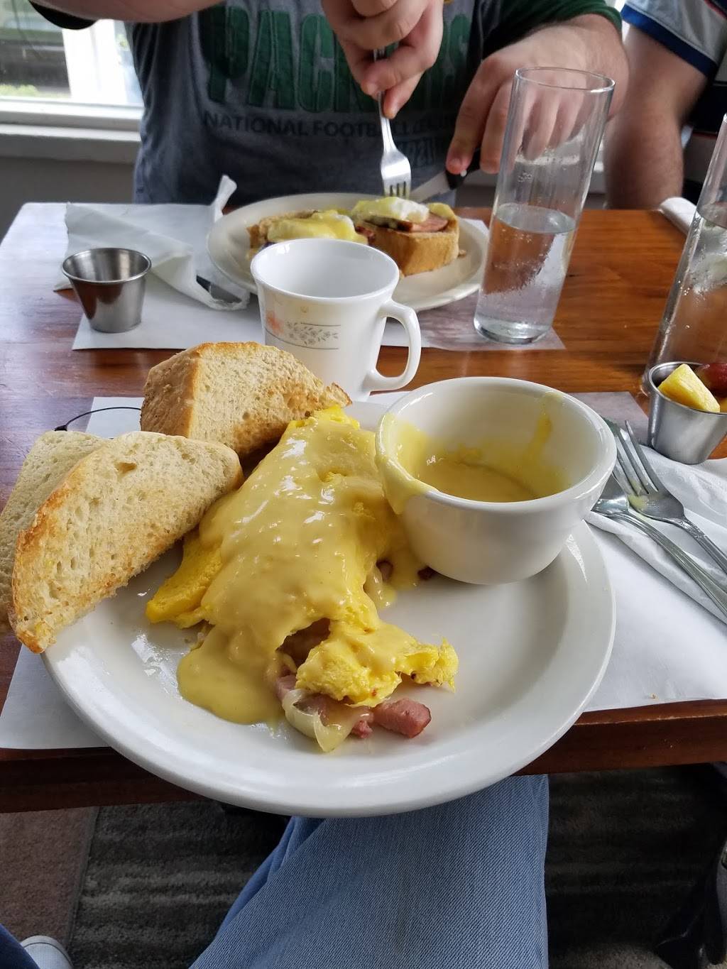 Kimz Galley Cafe | cafe | 229 Louisiana St, Sturgeon Bay, WI 54235, USA | 9208180558 OR +1 920-818-0558