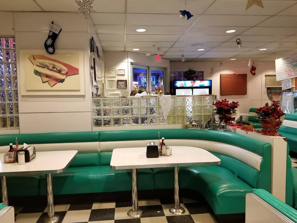 Richies Real American Diner | restaurant | 14236 Valley Center Dr # A, Victorville, CA 92395, USA | 7609551113 OR +1 760-955-1113