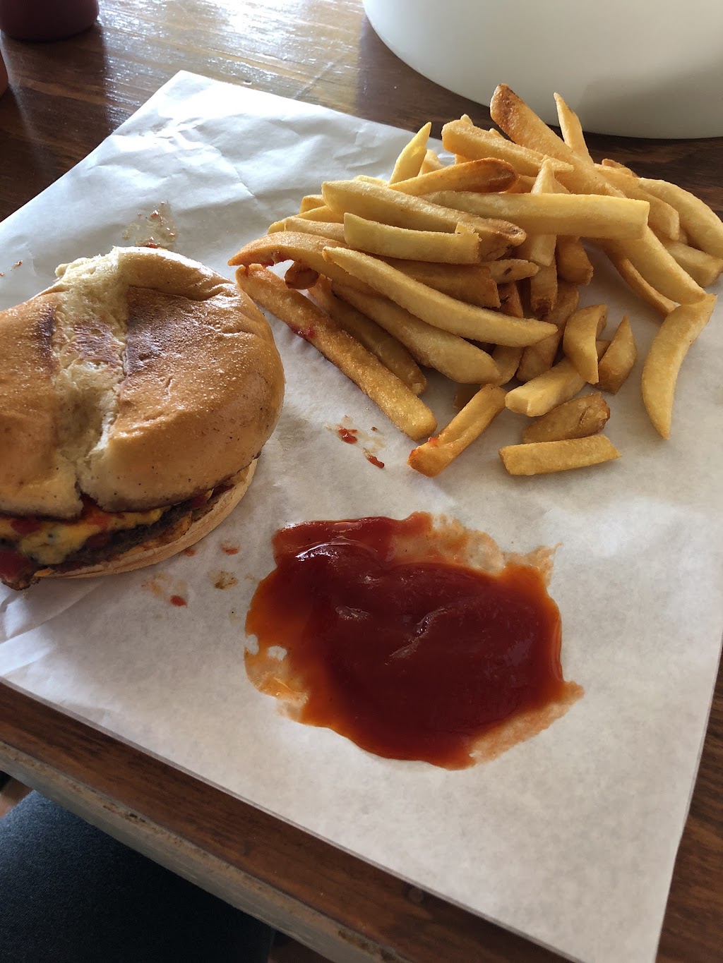 Dicks Broasted Chicken | restaurant | 708 Live Oak St, Miami, AZ 85539, USA | 9284732661 OR +1 928-473-2661