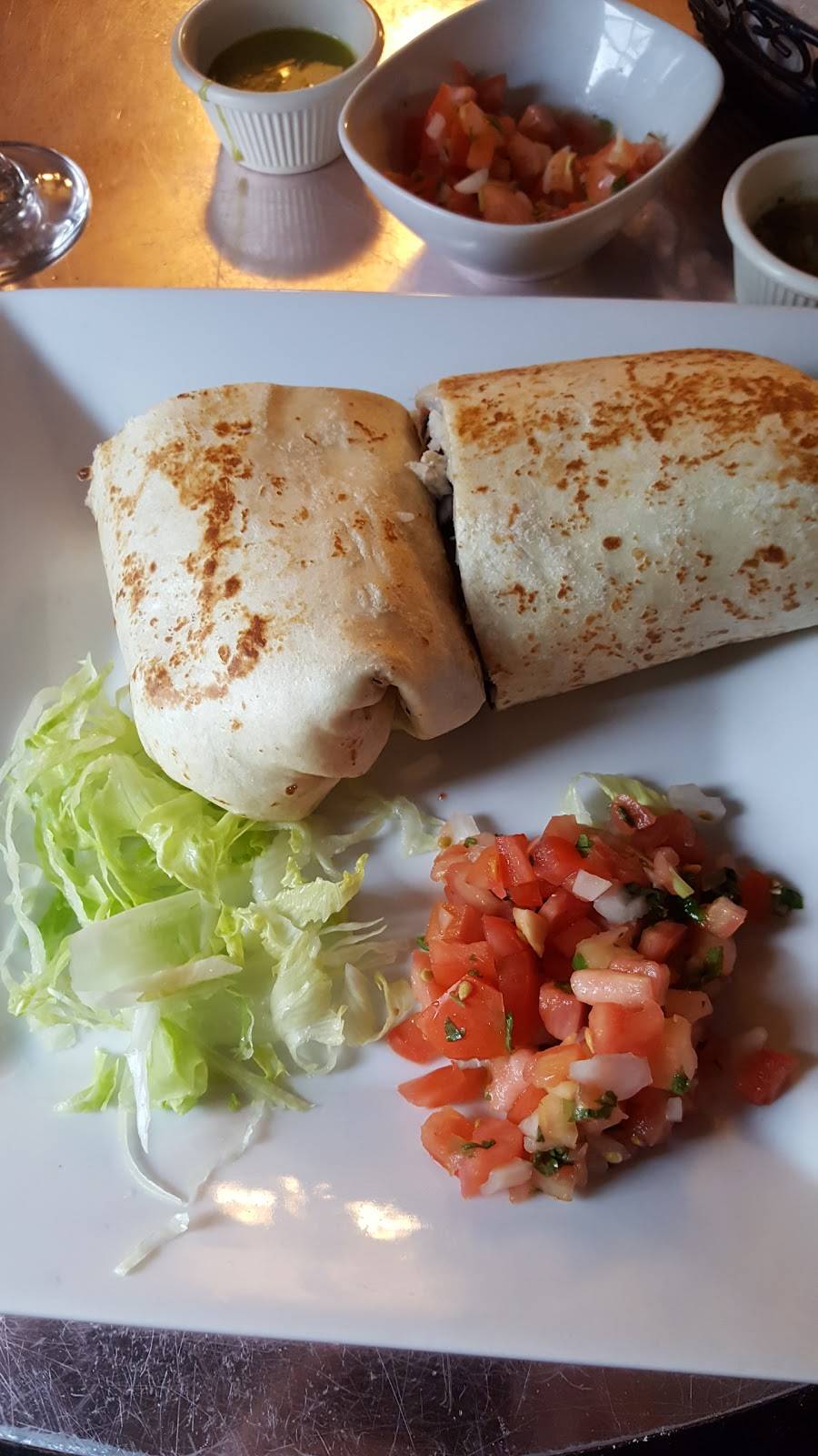 La Rienda | restaurant | 5 W Mill Rd, Long Valley, NJ 07853, USA | 9088677663 OR +1 908-867-7663