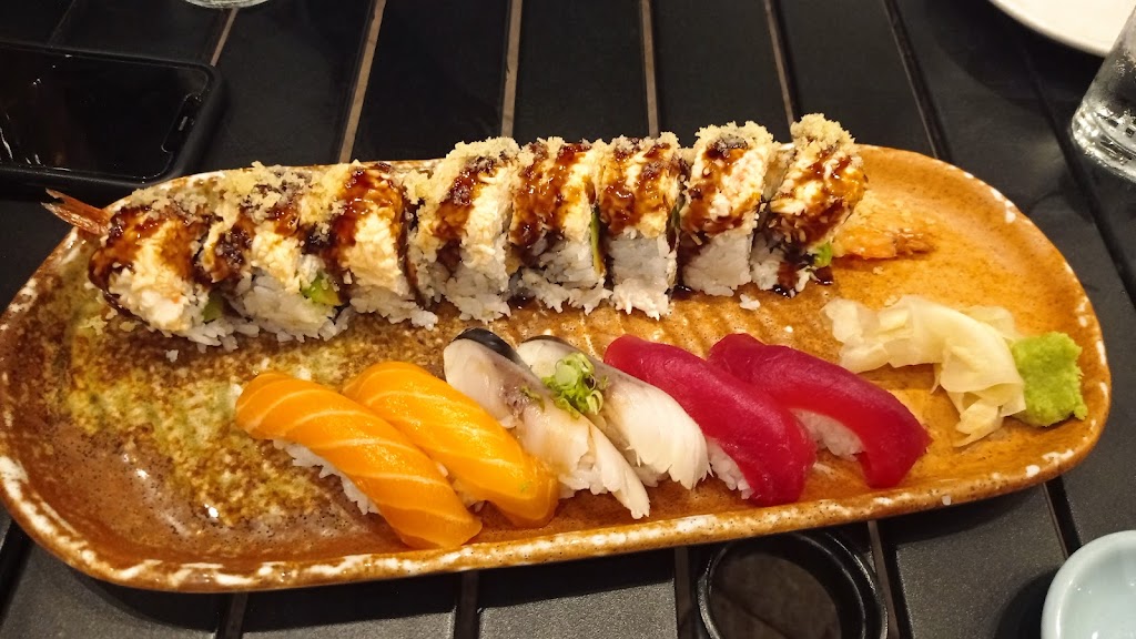 Hiros Sushi & Japanese Kitchen | restaurant | 1730 AZ-89A, Sedona, AZ 86336, USA | 9282828906 OR +1 928-282-8906