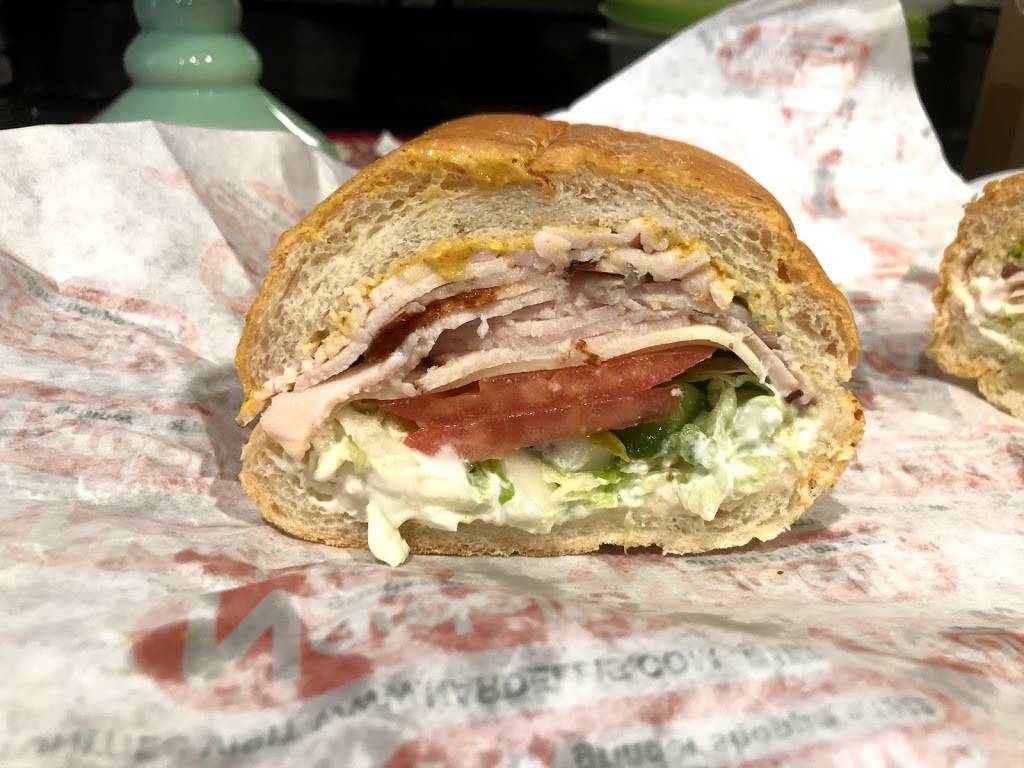 Nardellis Grinder Shoppe | restaurant | 87 Maple St, Naugatuck, CT 06770, USA | 2037299470 OR +1 203-729-9470