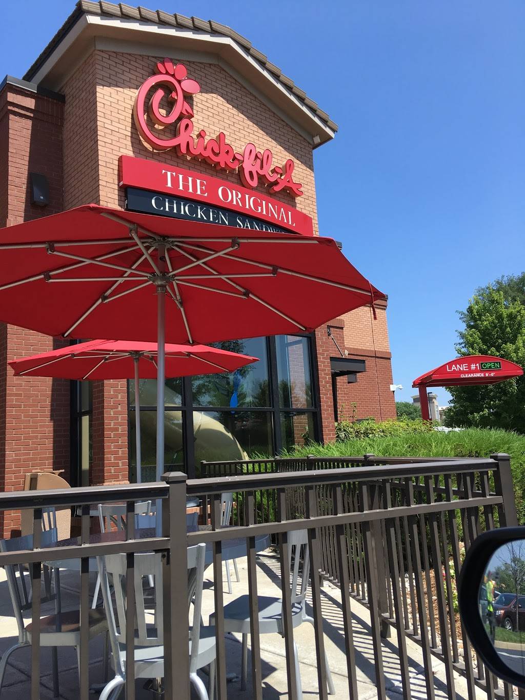 Chick-fil-A | restaurant | 2350 Shane Dr, Louisville, KY 40220, USA | 5024917707 OR +1 502-491-7707