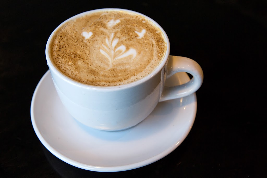 Café Eclectic | restaurant | 110 Harbor Town Square, Memphis, TN 38103, USA | 9015904645 OR +1 901-590-4645