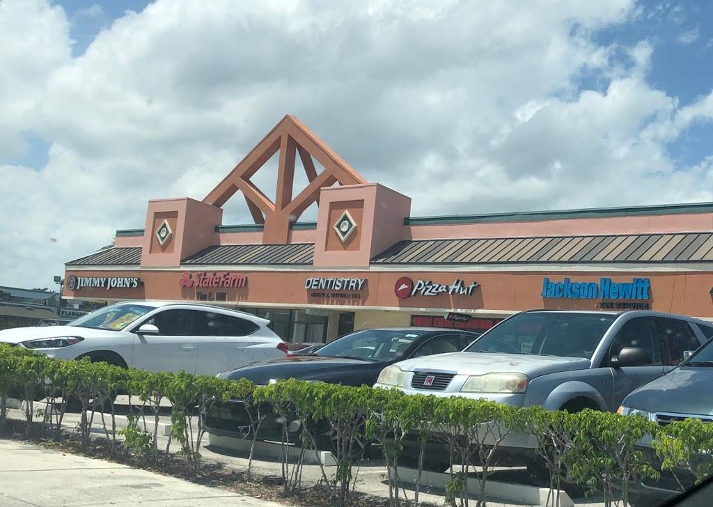 Pizza Hut | meal delivery | 1509 E Commercial Blvd, Fort Lauderdale, FL 33334, USA | 9549388321 OR +1 954-938-8321