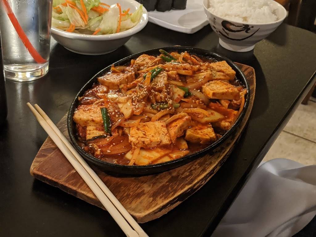 Kazoku - Sushi & Japanese Cuisine | restaurant | 4210 E Speedway Blvd, Tucson, AZ 85712, USA | 5207776249 OR +1 520-777-6249