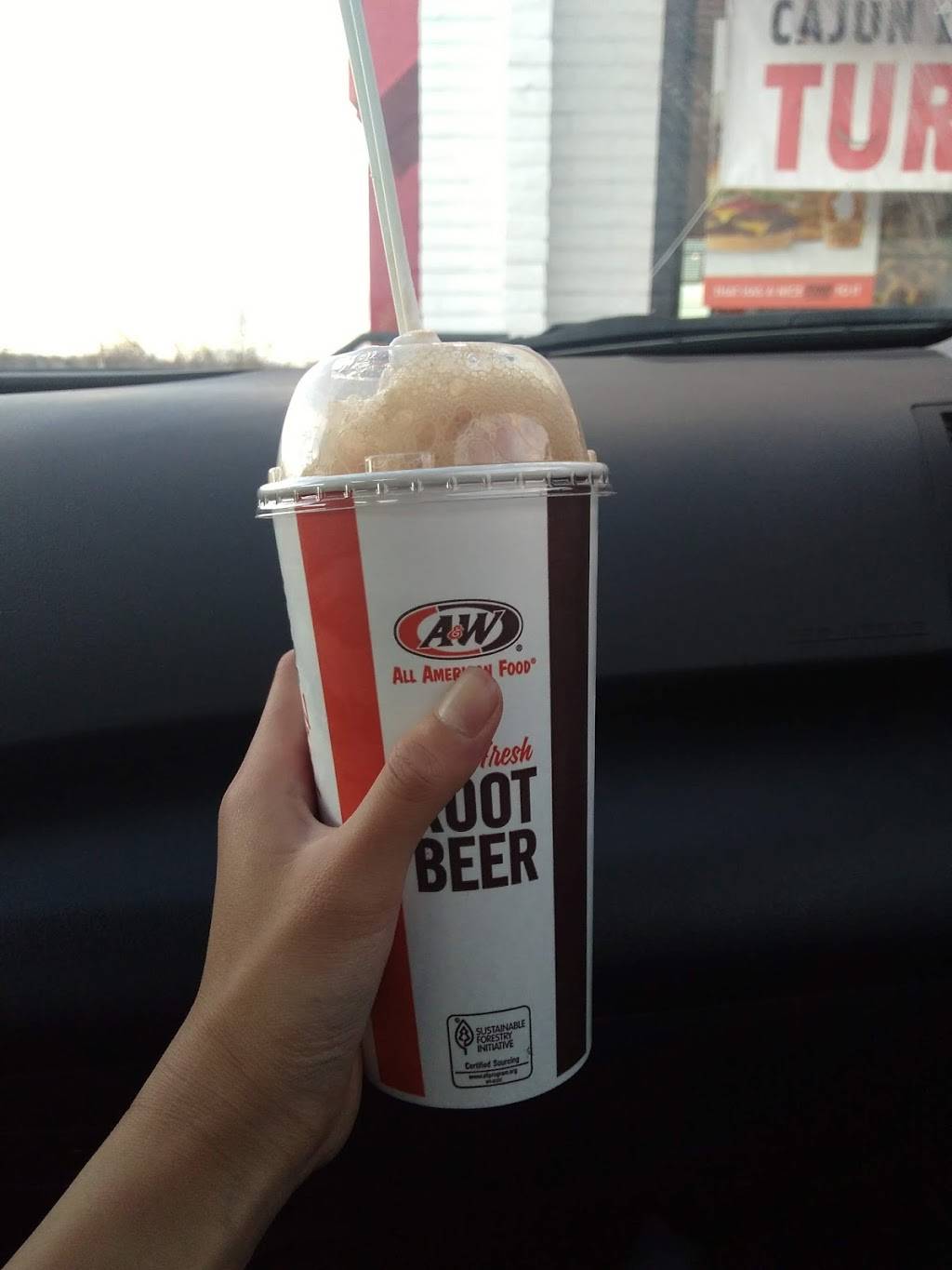 A&W Restaurant | restaurant | 6400 W 120th Ave, Broomfield, CO 80020, USA | 3034667796 OR +1 303-466-7796