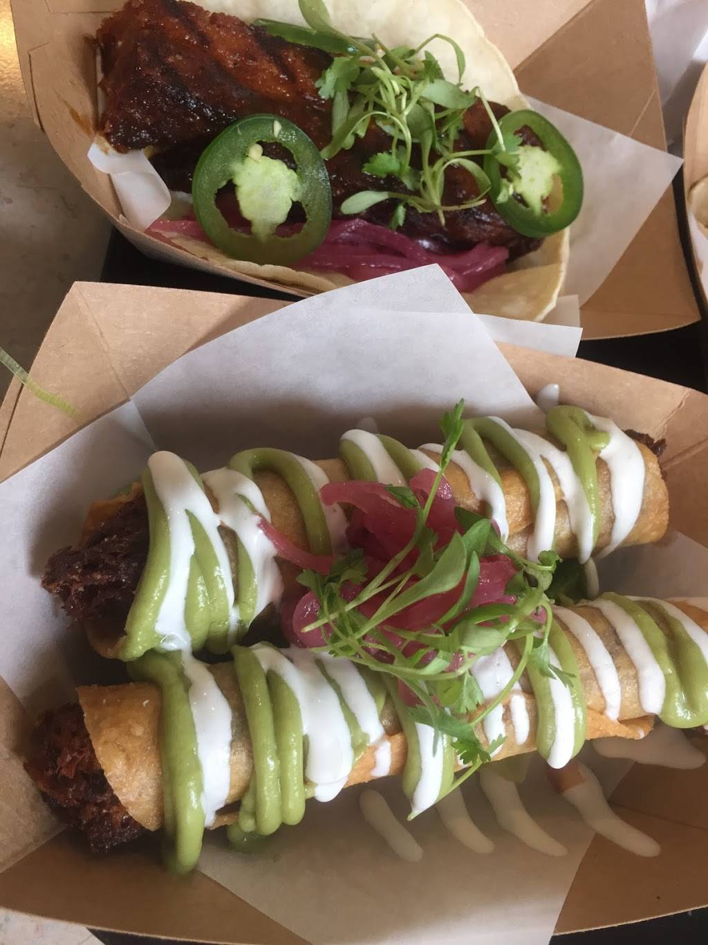 Centro Collective | restaurant | 24531 Trabuco Road E/F, Lake Forest, CA 92630, USA | 9493055224 OR +1 949-305-5224