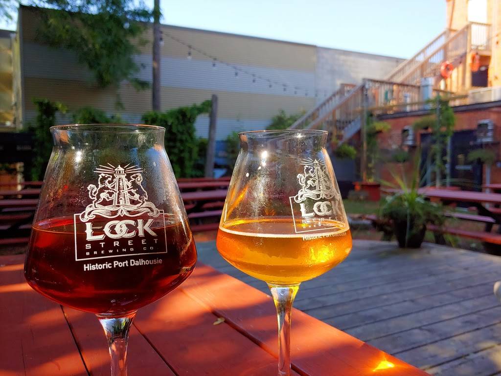 Kaiserhaus | restaurant | 15 Lock St, St. Catharines, ON L2N 5B6, Canada | 2892131292 OR +1 289-213-1292