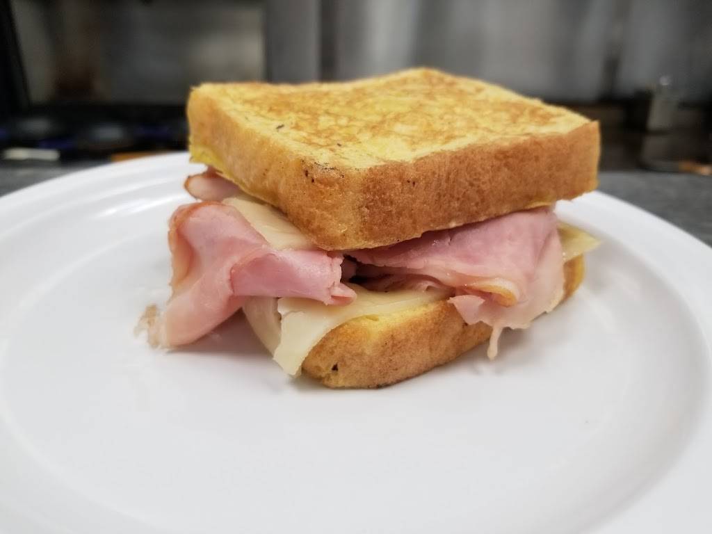 9ERS Diner | restaurant | 63 Pearl Rd, Brunswick, OH 44212, USA | 3304606357 OR +1 330-460-6357