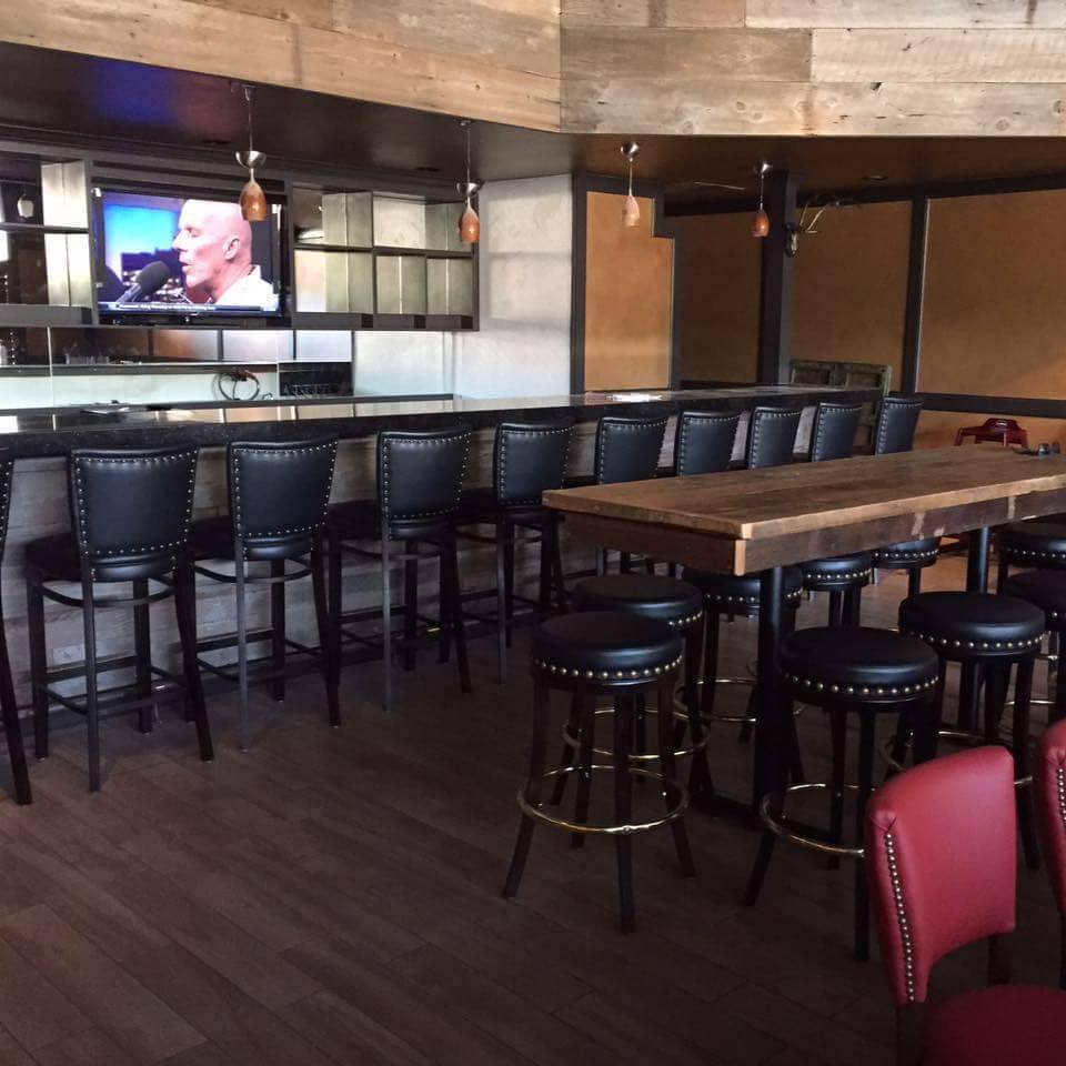 The Field Club | restaurant | 742 Polhemus Rd, San Mateo, CA 94402, USA | 6502359454 OR +1 650-235-9454