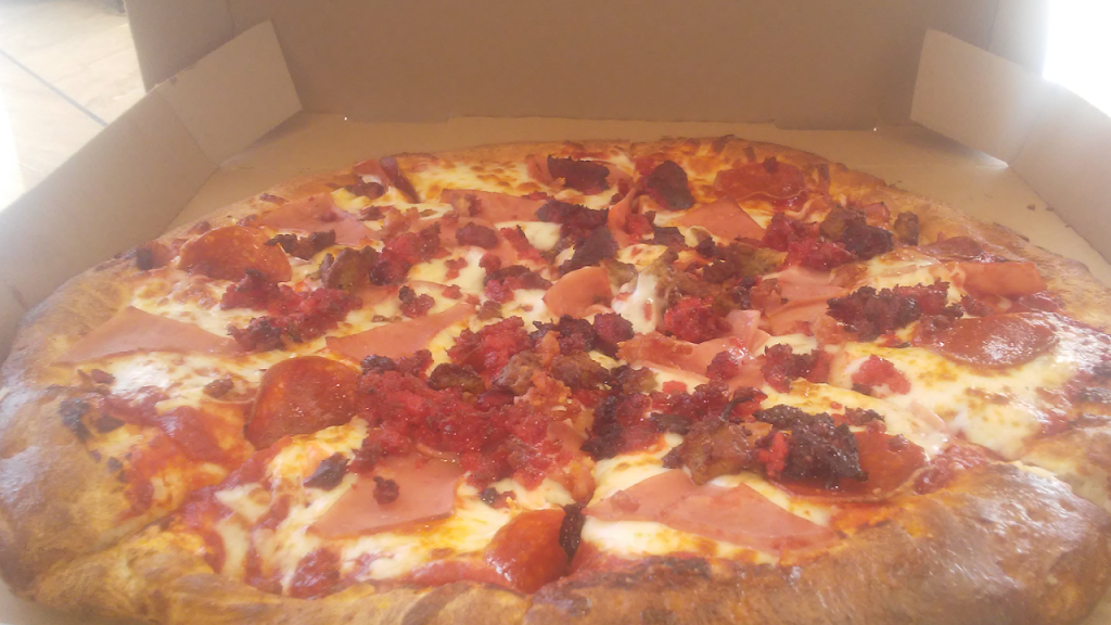 Charlys Pizza | restaurant | Granjas Familiares del Matamoros, 22203 Tijuana, B.C., Mexico | 016648191565 OR +52 664 819 1565