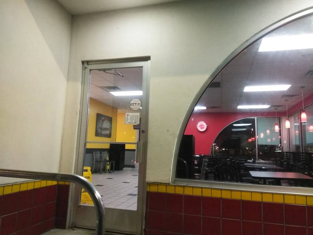 Krystal | restaurant | 1916 E Fletcher Ave, Tampa, FL 33612, USA | 8136311995 OR +1 813-631-1995