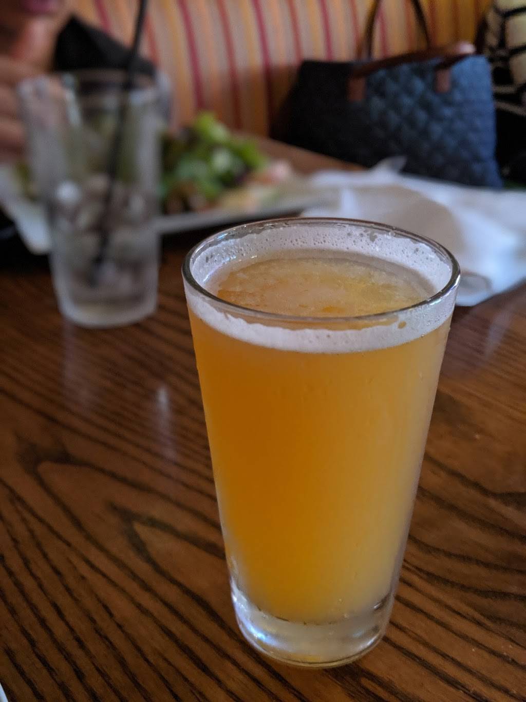 Joe Sent Me | restaurant | 2388 Massachusetts Ave, Cambridge, MA 02140, USA | 6174921116 OR +1 617-492-1116