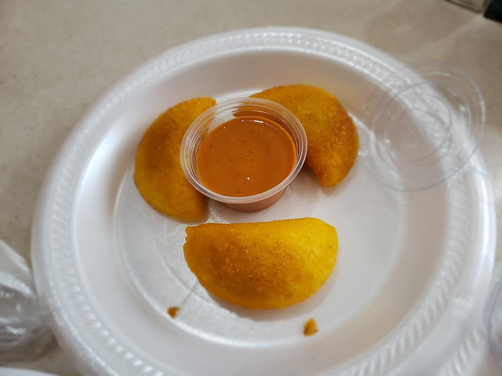 La Cubana Cuban Restaurant | restaurant | 5402 Winner Rd, Kansas City, MO 64127, USA | 8163211894 OR +1 816-321-1894