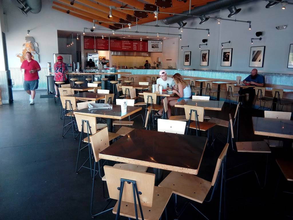 Chipotle Mexican Grill | restaurant | 8600 N Boardwalk Ave, Kansas City, MO 64154, USA | 8167460050 OR +1 816-746-0050