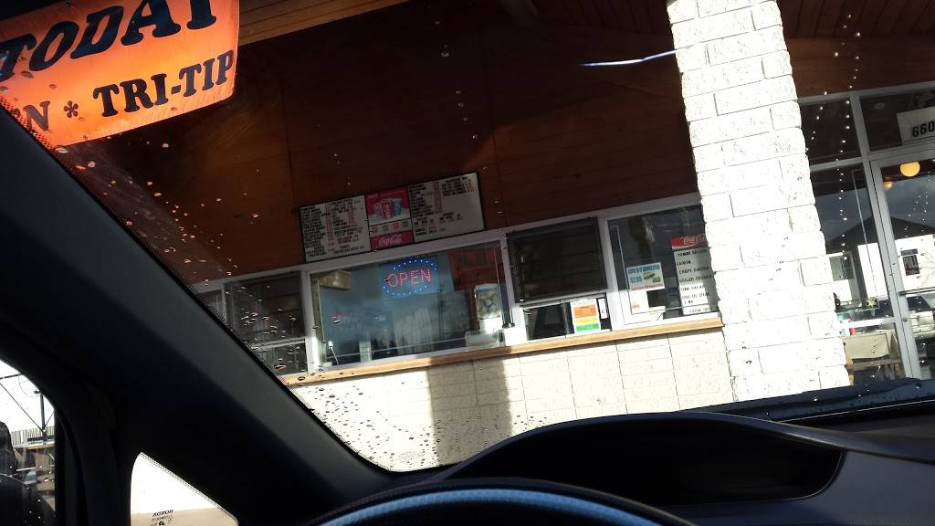 Campus Drive-In | restaurant | 660 E Elm Ave, Coalinga, CA 93210, USA | 5599351127 OR +1 559-935-1127