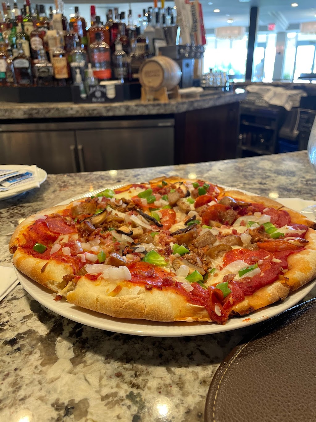 Champions Bar & Grill | restaurant | 4400 NW 87th Ave, Doral, FL 33178, USA | 3055916483 OR +1 305-591-6483