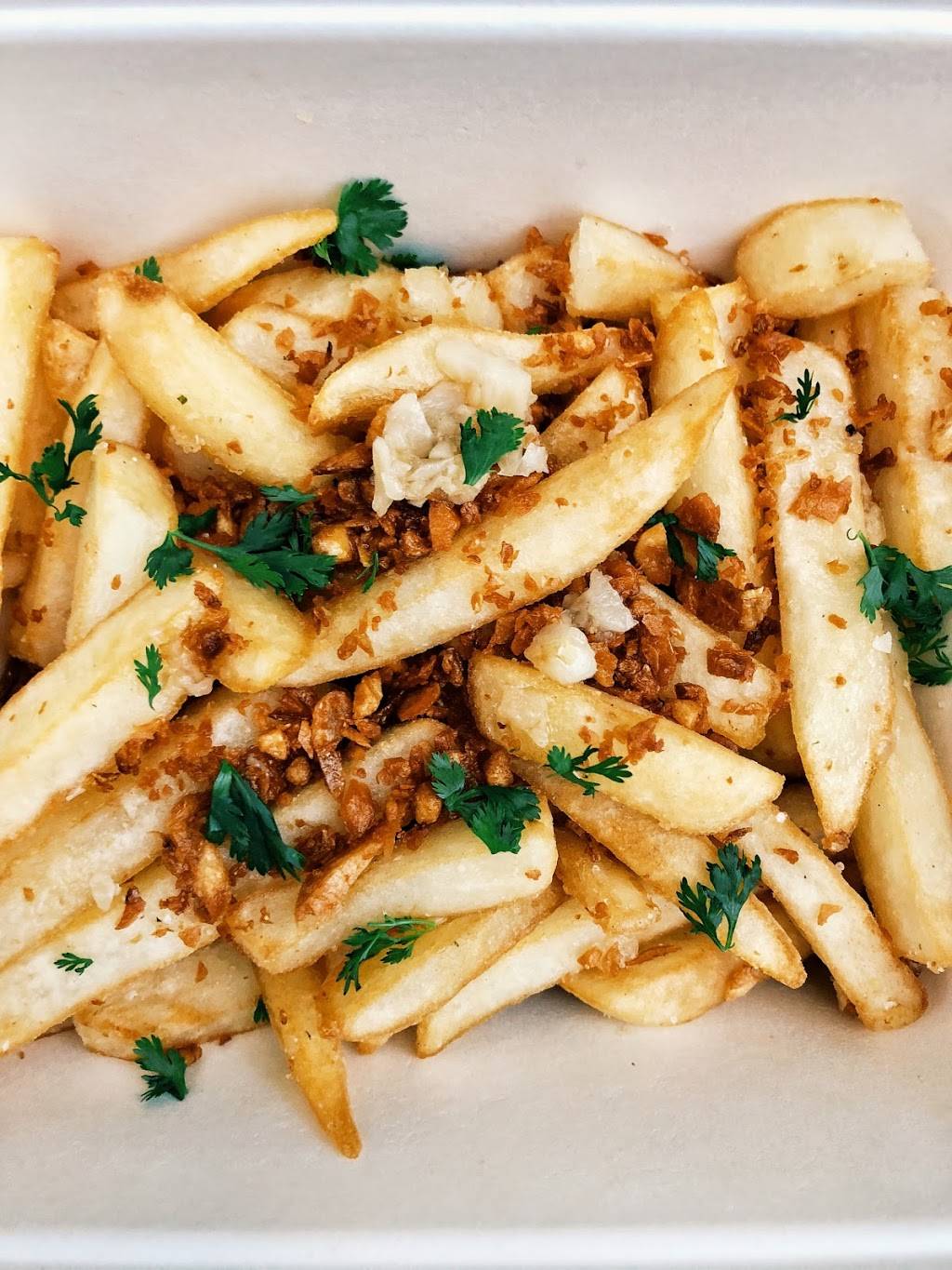 Clever Leaf | restaurant | 3751 South Harbor Boulevard F, Santa Ana, CA 92704, USA | 7145401788 OR +1 714-540-1788