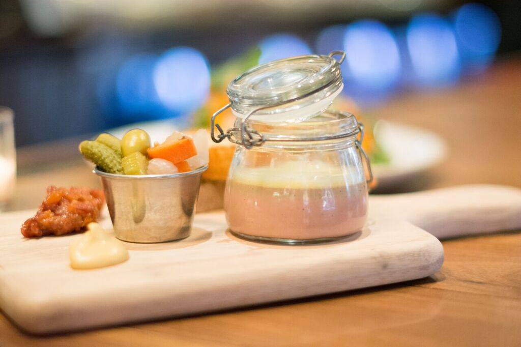 Hudson Hound | restaurant | 575 Hudson St, New York, NY 10014, USA | 2127966213 OR +1 212-796-6213