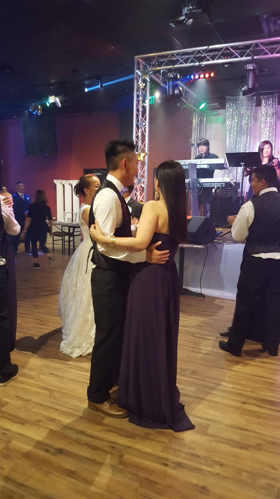 Lucky Dragonz Club | restaurant | 11819 Renton Ave S, Seattle, WA 98178, USA | 2067721220 OR +1 206-772-1220