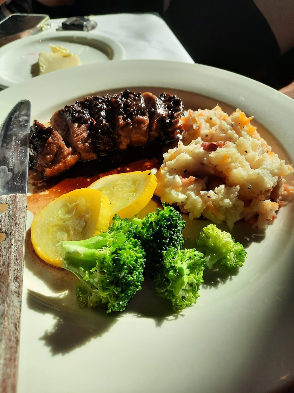 Crooners Lounge | restaurant | 117 S Main St #1414, Fort Scott, KS 66701, USA | 6202249787 OR +1 620-224-9787