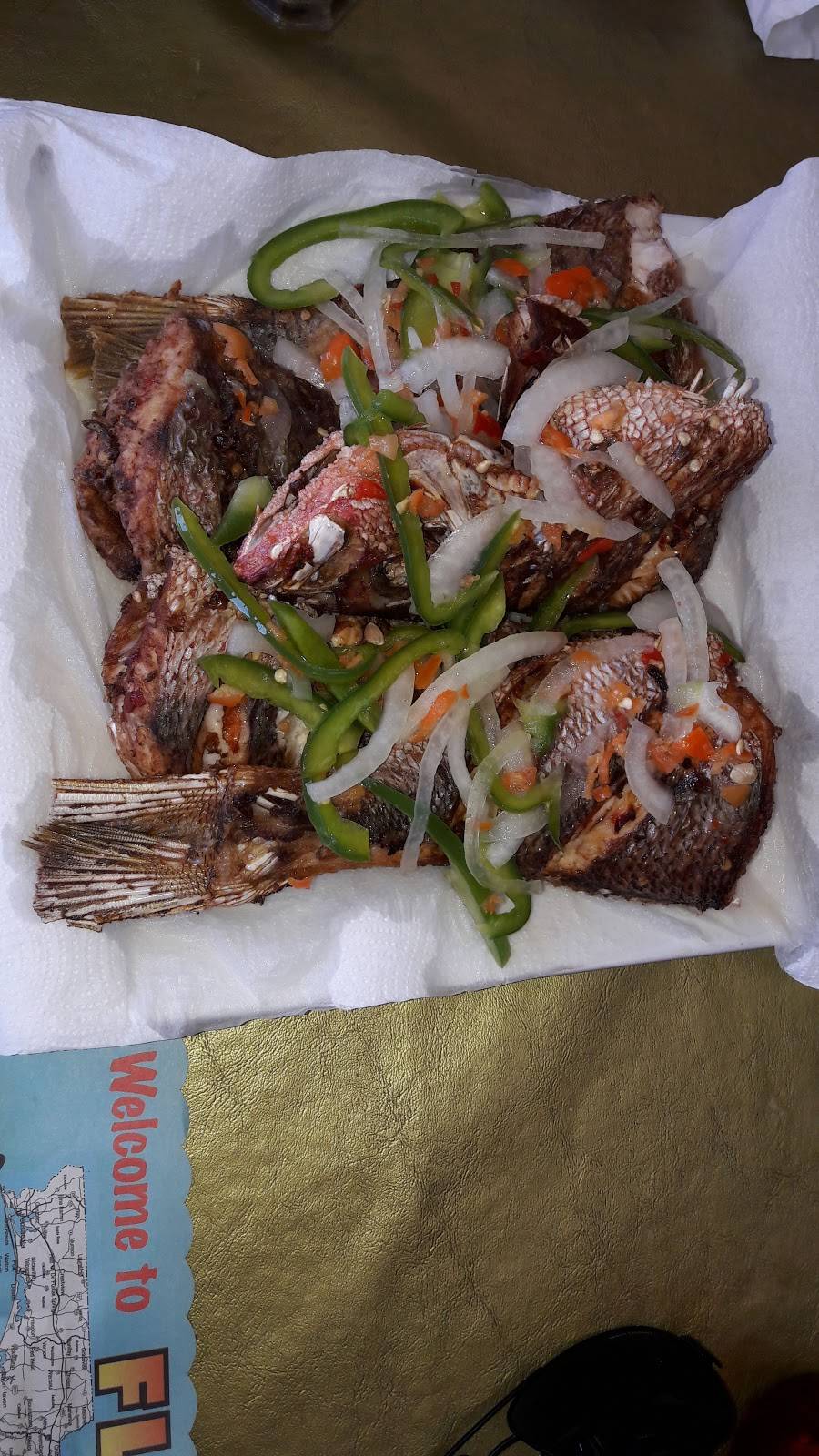 Bahamian Pot Restaurant | restaurant | 6301 NW 6th Ave, Miami, FL 33142, USA | 3057593408 OR +1 305-759-3408