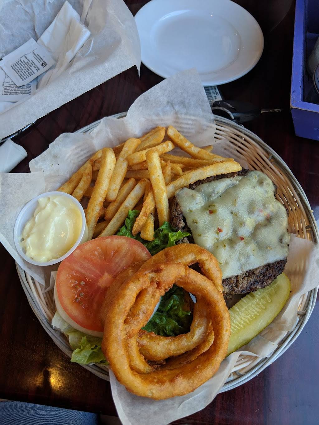 Big Hickory Grille | restaurant | 26107 Hickory Blvd, Bonita Springs, FL 34134, USA | 2399920991 OR +1 239-992-0991