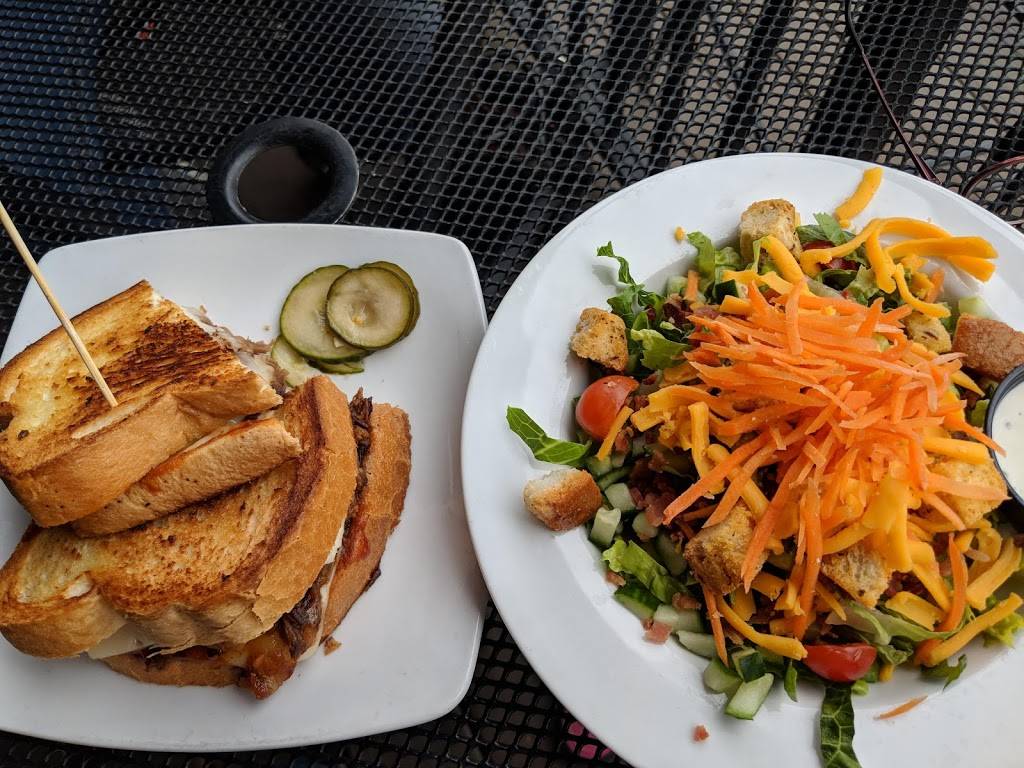 Incline Public House | restaurant | 2601 Eighth St W, Cincinnati, OH 45204, USA | 5132513000 OR +1 513-251-3000